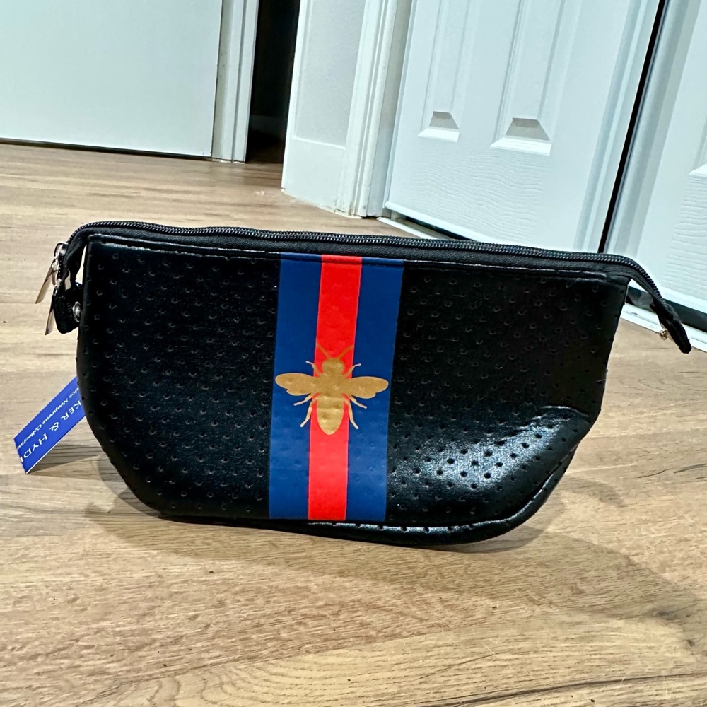 New Parker & Hyde Black Queen Bee Neoprene Cosmetic Bag NWT